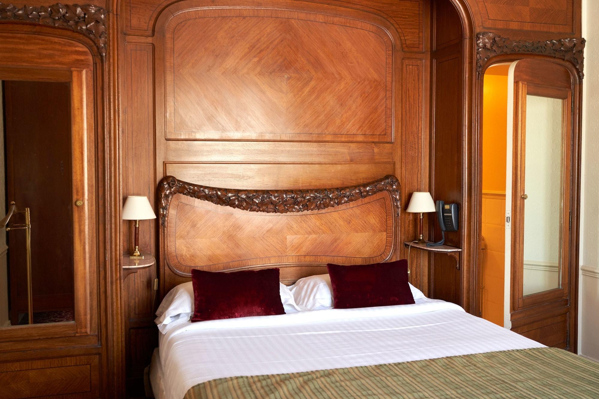 Hotel Langlois Paris Exteriör bild