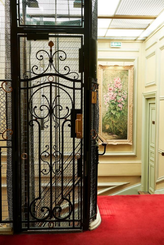 Hotel Langlois Paris Exteriör bild