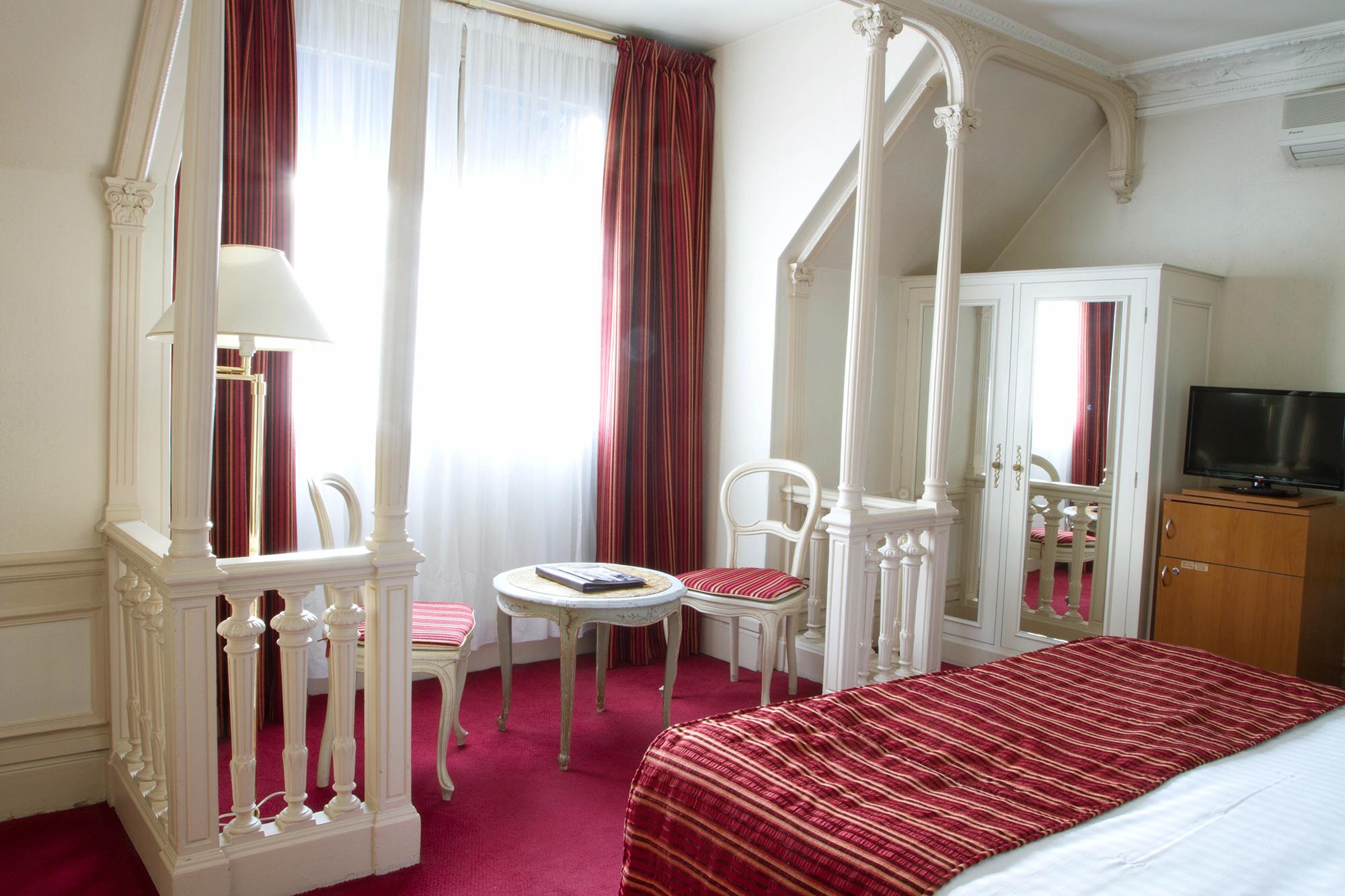 Hotel Langlois Paris Exteriör bild