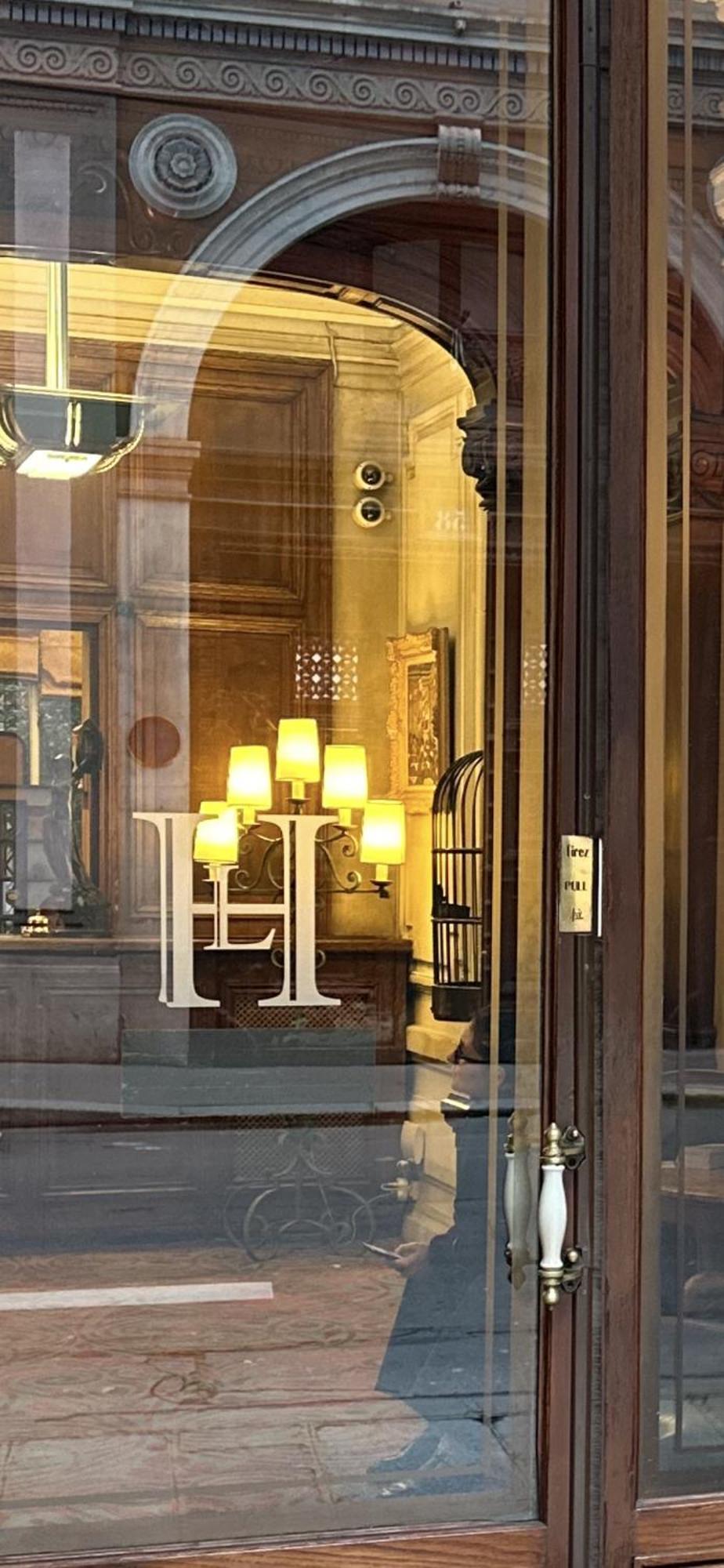 Hotel Langlois Paris Exteriör bild